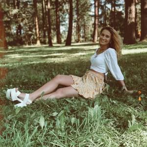 Meet your Posher, Victoria